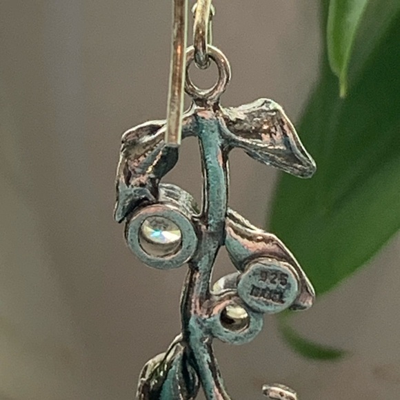 Shablool-Style Sterling CZ Israel Made Leaf Vine Dangle Earrings - Picture 12 of 12